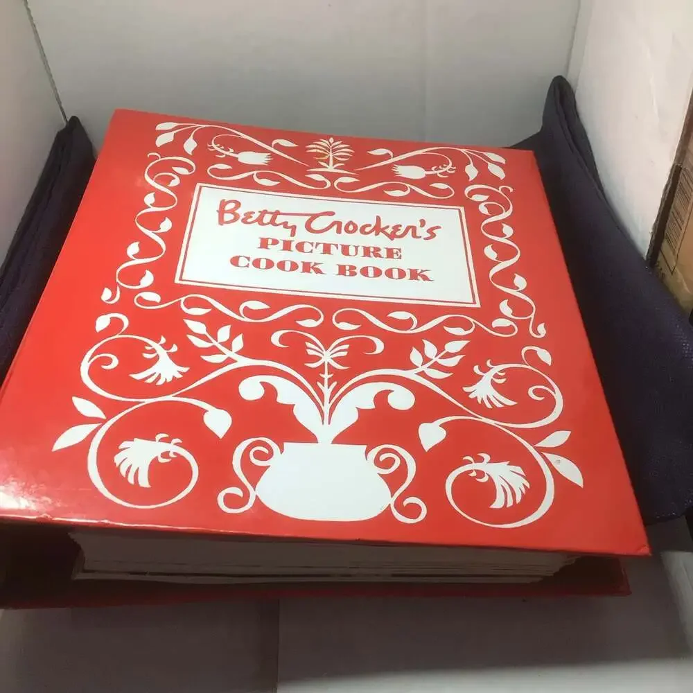Betty Crocker's Picture Cook Book (1998 Facsimile Edition)
